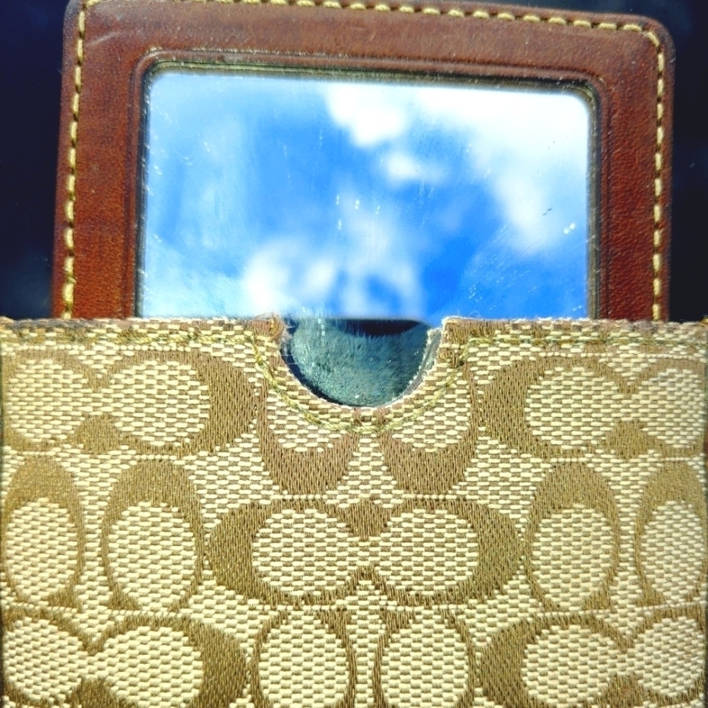 RARE & UNIQUE ~ AUTHENTIC VINTAGE COACH DUAL SIDE POCKET MIRROR IN CARRYING CASE